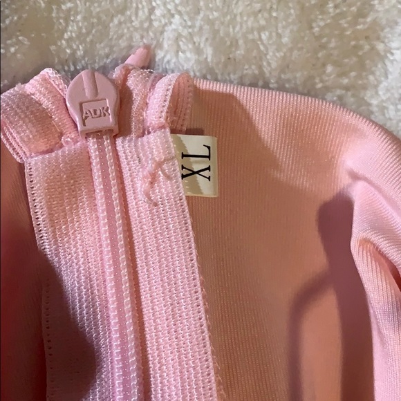 PINK DRESS - Picture 4 of 4